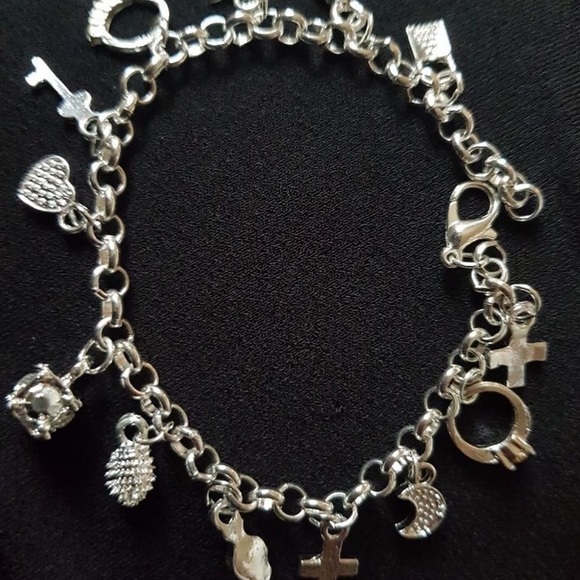 LAST ONE‼️ 925 Sterling Silver Charm Bracelet - Picture 7 of 9